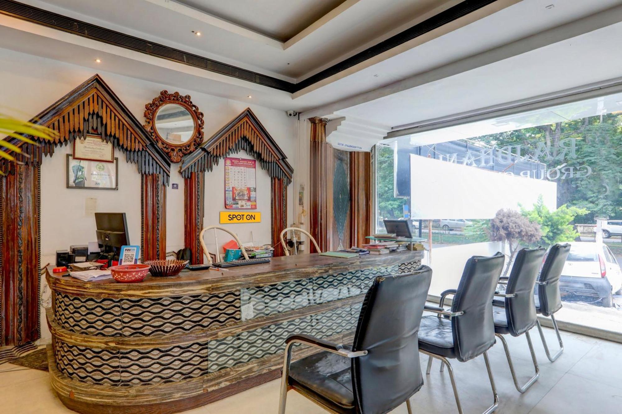 Hotel O Rajdhani Group Of Hotels Mysore Exterior foto